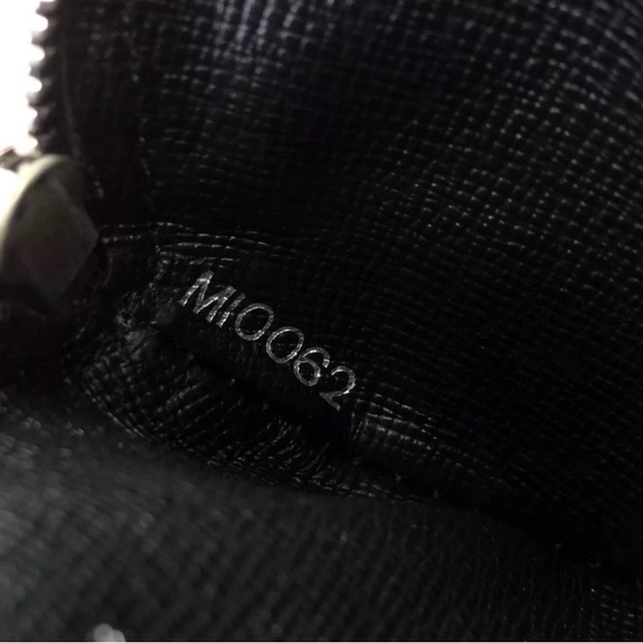 Louis Vuitton Coin Case Wallet Apple Conte De Fees Porte Monnaie Rond - Picture 12 of 15